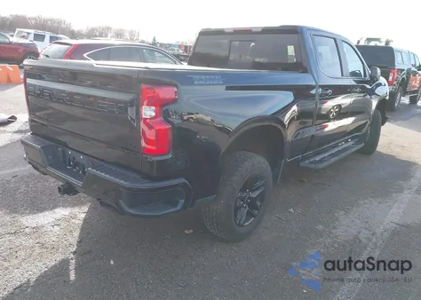 2022 Chevrolet Silverado 1500 4Wd Standard Bed Lt Trail Boss z USA, uszkodzony, nr VIN 3GCUDFEL2NG660765